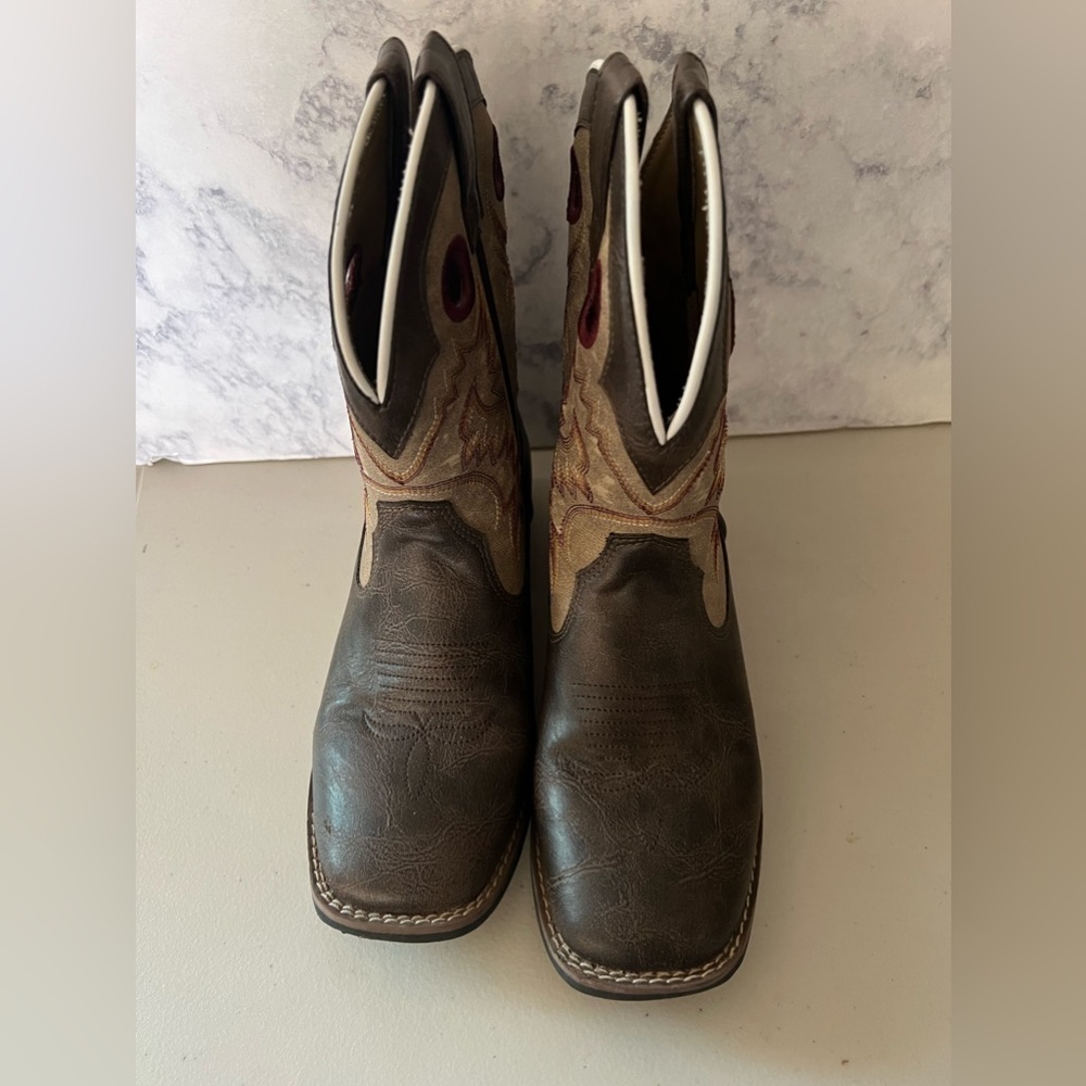 Children’s Laredo Collard Boot- LC2261 cowboy boots USED size 2.5M - Picture 4 of 10